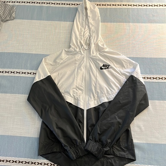 Nike Jackets & Blazers - Nike Rain Jacket